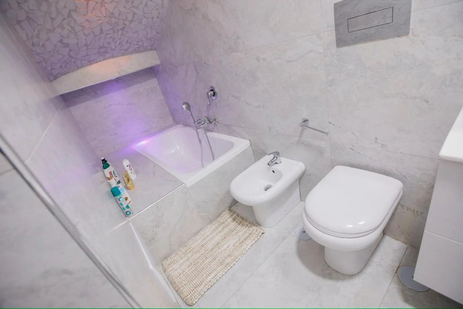 B&B Le Stanze Di Aurora Naples Guest house